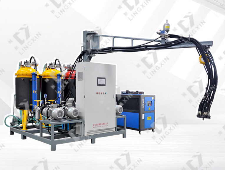 現(xiàn)場(chǎng)發(fā)泡機(jī) 現(xiàn)場(chǎng)發(fā)泡機(jī)